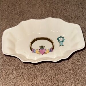 White Ceramic Dish Donegal claddagh